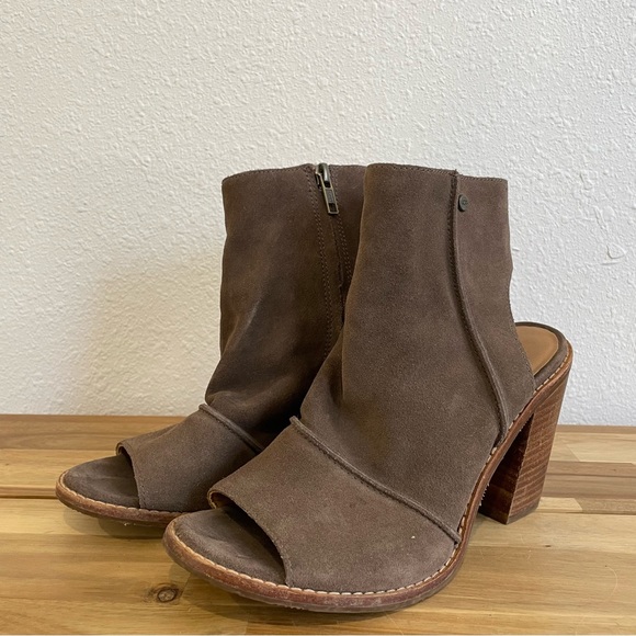 UGG Bootie Valencia Chestnut Brown Suede Leather Peep Toe Stacked Heel Size 7.5 - Picture 11 of 13